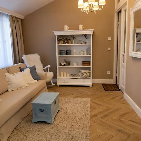 La Maison *